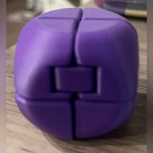 Fidget Plastic Ball Handmade 3D Printed Great for adults and kids Handmade NEW